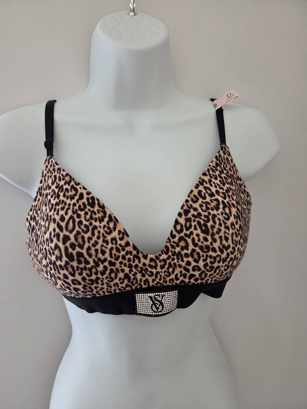 Victoria's Secret Leopard Print Padded Bra with Black Trim